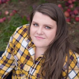 Meet your Posher, Alina