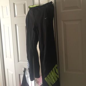 Nike Therma-Fit Sweatpants Size: XL