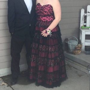 Pink and black prom dress!
