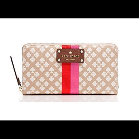Kate Spade Neda Classic Spade Wallet in Stucco