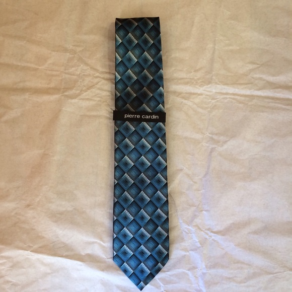 NEW Pierre Cardin Neck Tie- special collection!