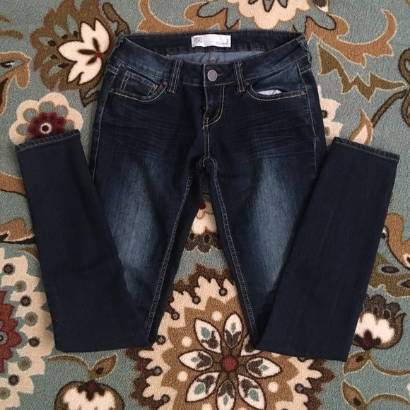 Skinny jeans