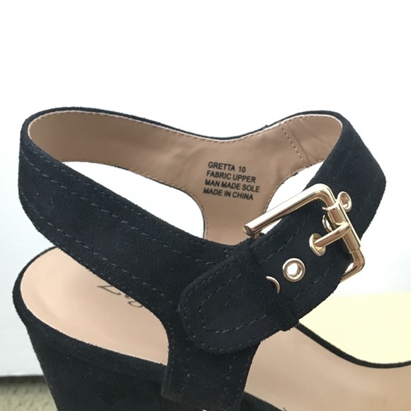 Black Platform Pumps NWT - Picture 3 of 4