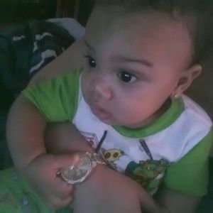 Meet your Posher, Elaina