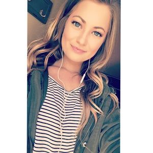 Meet your Posher, Kori