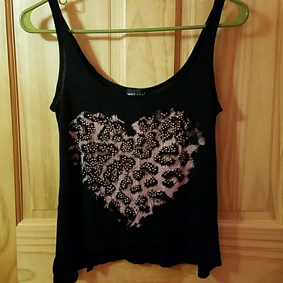 Black heart cheetah tank top