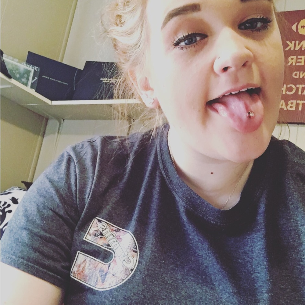 Meet your Posher, Nikki