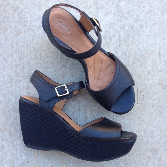 Clarks artisan black leather wedges