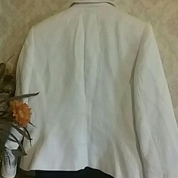 🌹Quilted Jacket🌹 - Picture 4 of 4