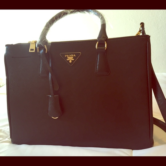 Hand bag - Picture 1 of 3