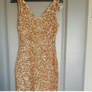 ✨Fab sequin sparkly dress✨