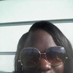 Meet your Posher, Beverly