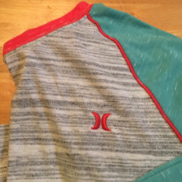 Men's Hurley shirt