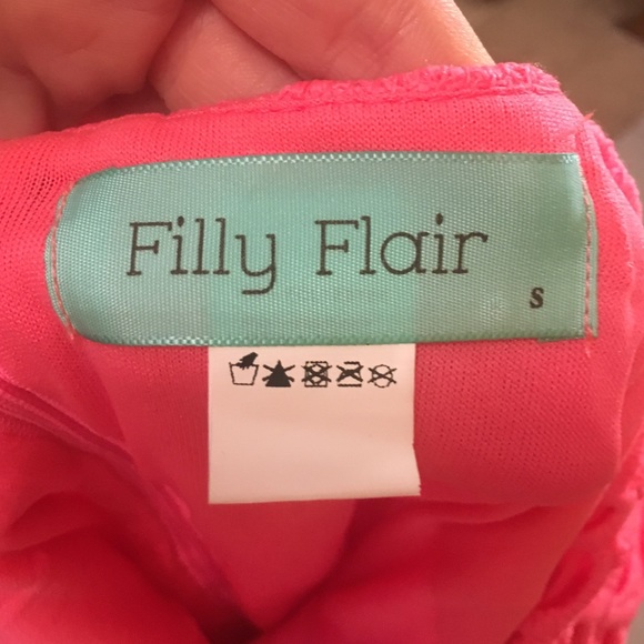 Beautiful of the shoulder lace dress! - Picture 3 of 4