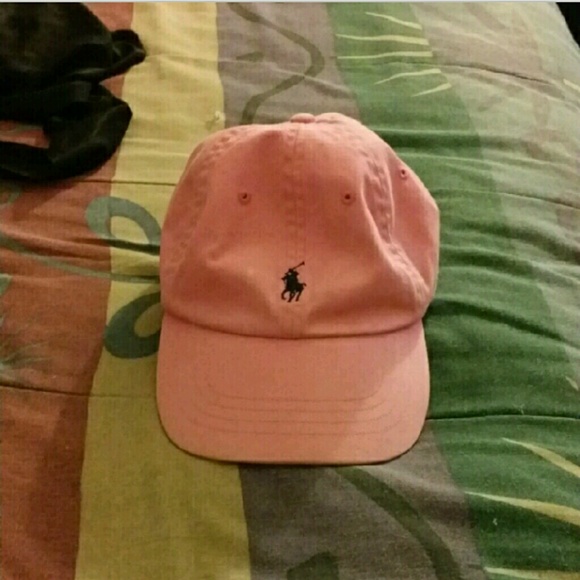 3 Polo hats