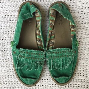 Sanuk sandal