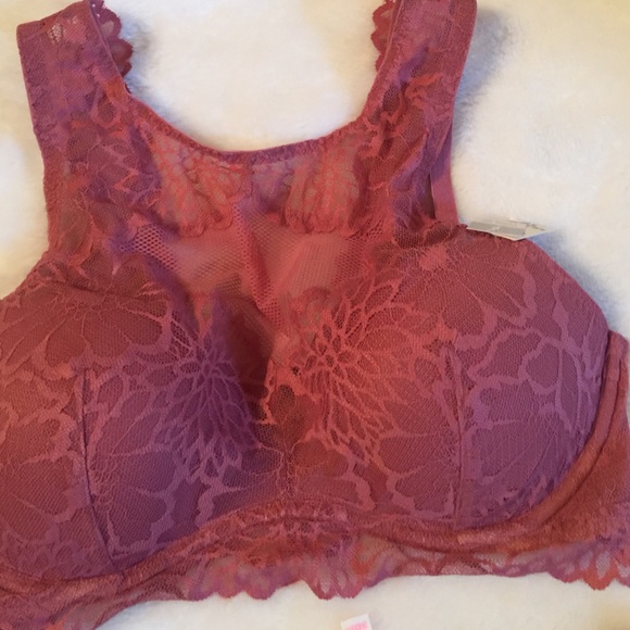 ✋🏻SOLD✋🏻 Pink Victoria's Secret bundle - Picture 2 of 4