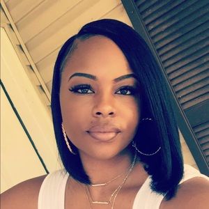 Meet your Posher, Donqueria