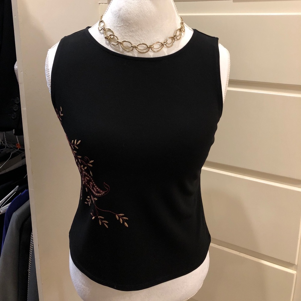 Ann Taylor black embroidered sleeveless shirt
