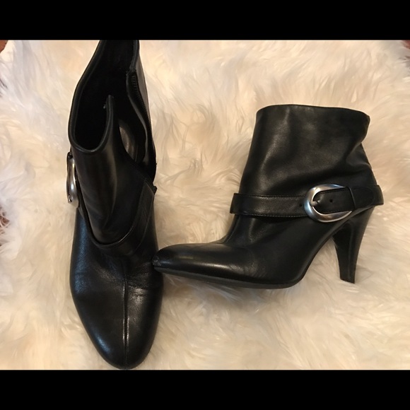 Nine West leather booties-