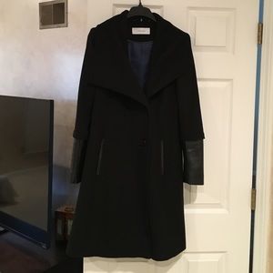 Wool winter coat with leather trim