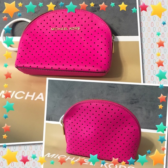 💗MK Cosmetic Bag💞NWT🎁