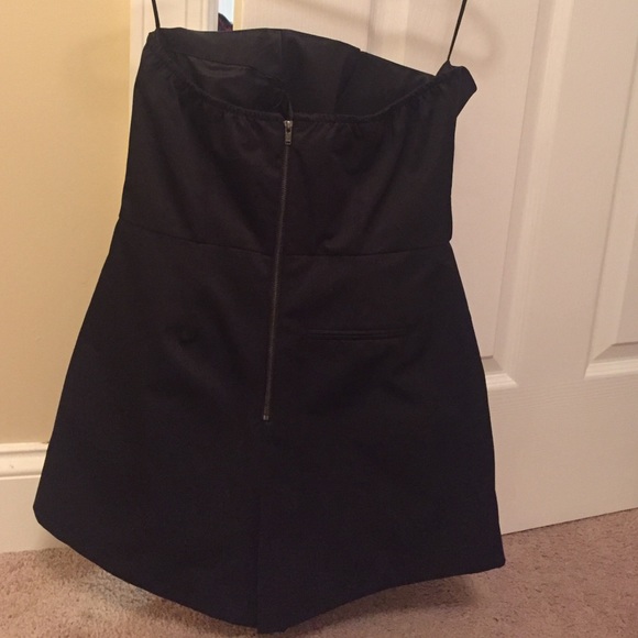 Black strapless romper - Picture 4 of 4