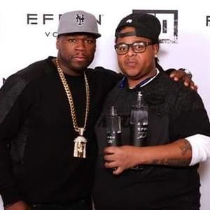 Meet your Posher, Derrick