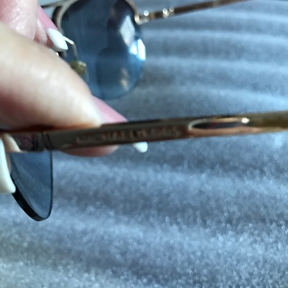 Michael Kirs Aviator sunglasses blue lense