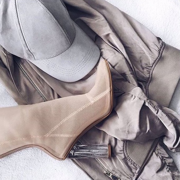 Nude mesh booties