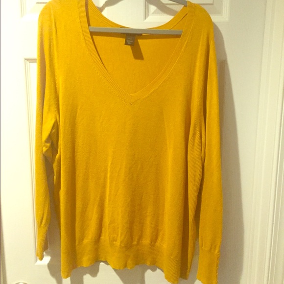 V-neck sweater