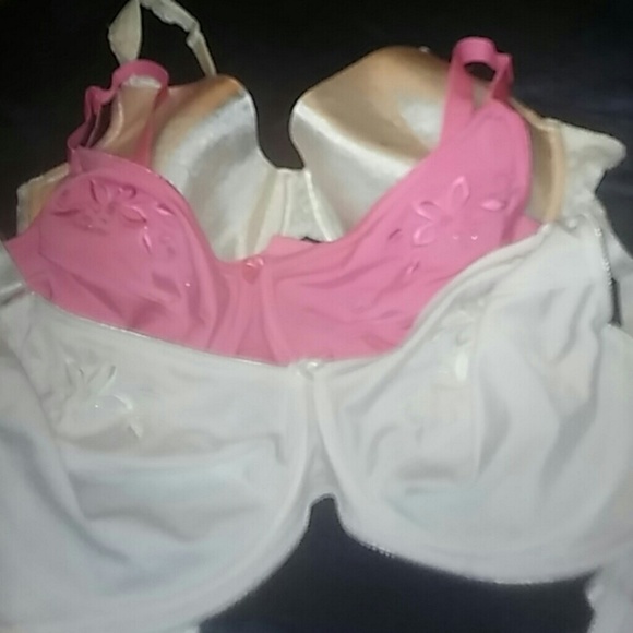 Lot of 3 bra