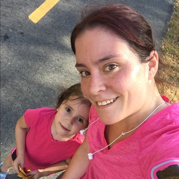 Meet your Posher, Cassidy - Picture 1 of 1