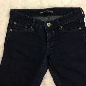 Express Jeans. Jegging style.