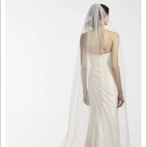 Davids bridal simple scroll cathedral veil