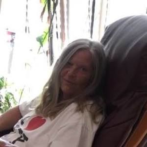 Meet your Posher, Carol