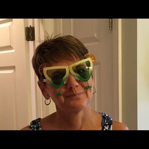 Meet your Posher, Denise