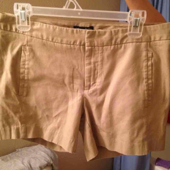 GAP shorts