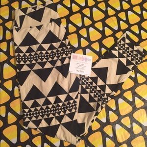 LulaRoe OS leggings