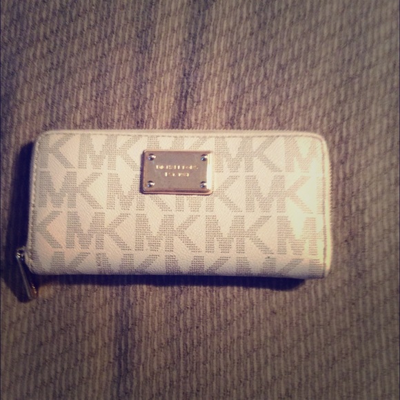 Michael Khors Jet Set Wallet