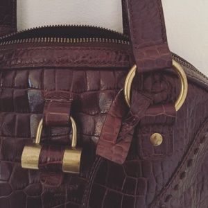 @saracavey trade / YSL croc embossed muse