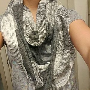 Infiniti scarf