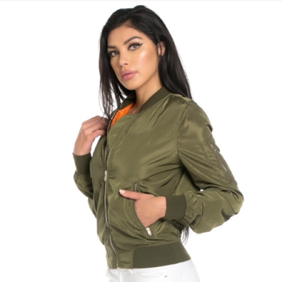 🔥LAST ONE🔥Olive Green Bomber Jacket ✨😍 - Picture 2 of 4