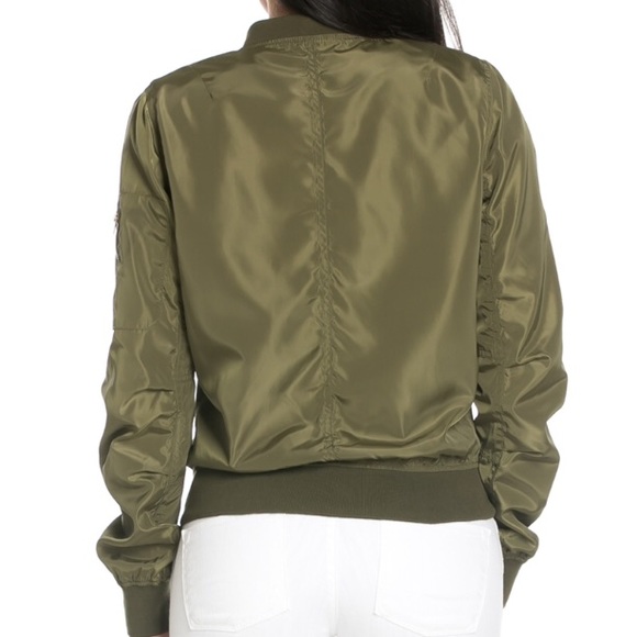 🔥LAST ONE🔥Olive Green Bomber Jacket ✨😍 - Picture 3 of 4