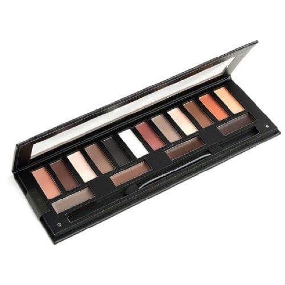 Makeup pallet