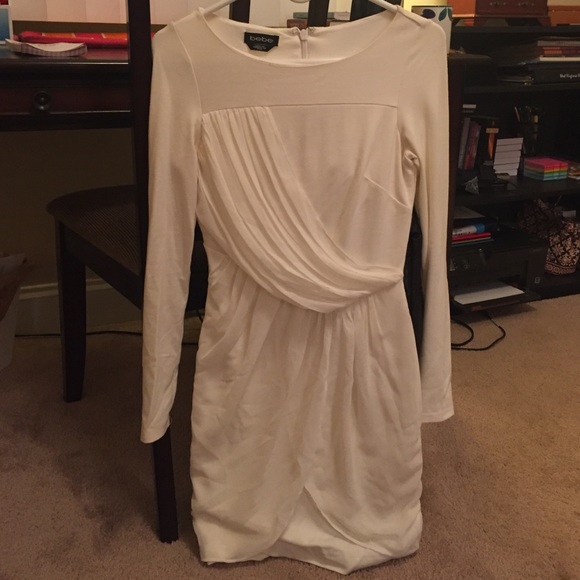 White Bebe long sleeve dress - Picture 3 of 3