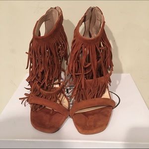 Steve Madden Fringly Sandals