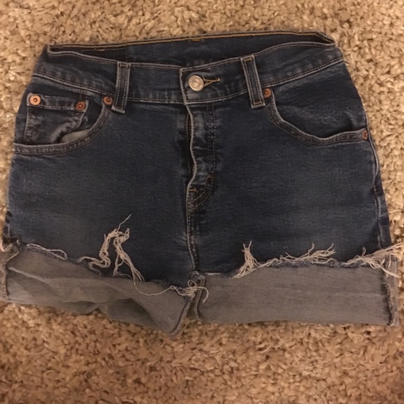 VINTAGE LEVI'S high waisted shorts