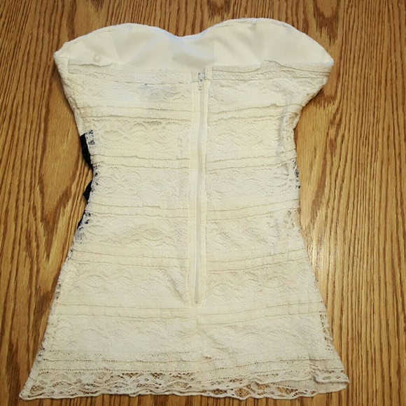 Strapless top - Picture 2 of 2