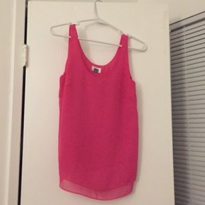 Pink tank top